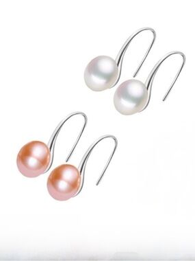 Natural Freshwater Pearl S925 Sterling Silver Hook Earrings NWT